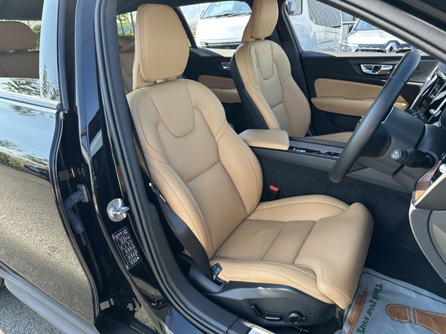 VOLVO VOLVO V60 CROSS COUNTRY 2025