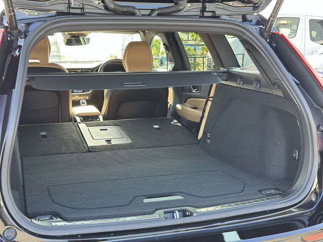 VOLVO VOLVO V60 CROSS COUNTRY 2025