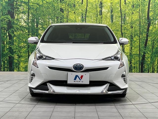 TOYOTA PRIUS 2016