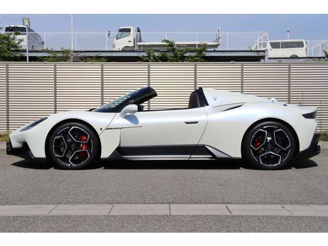 MASERATI MASERATI MC20 Cielo 2023