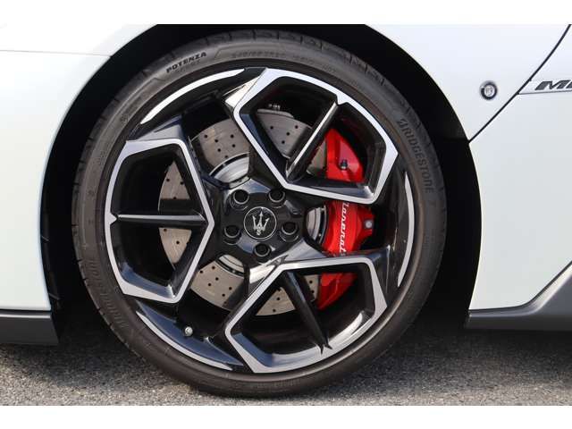 MASERATI MASERATI MC20 Cielo 2023