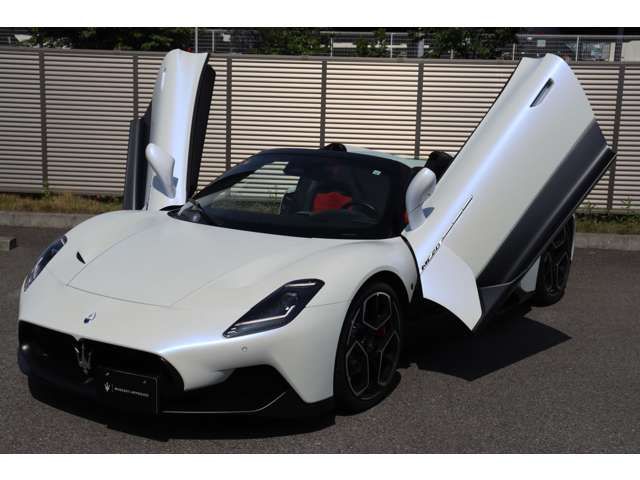 MASERATI MASERATI MC20 Cielo 2023