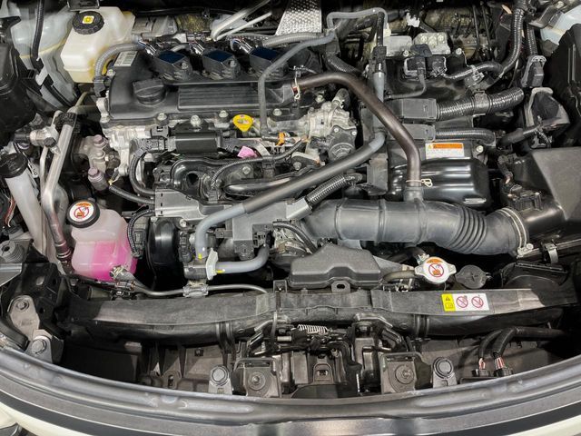 TOYOTA SIENTA HYBRID 2022