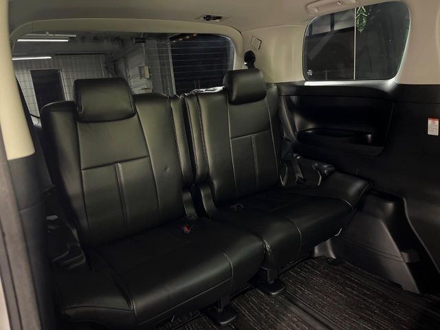 TOYOTA VELLFIRE 2019