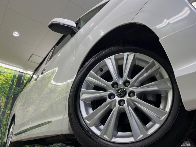 TOYOTA VELLFIRE 2019