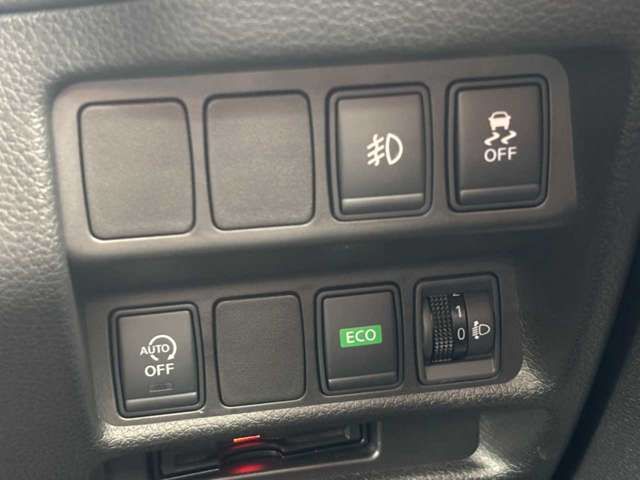 NISSAN X-TRAIL 4WD 2015