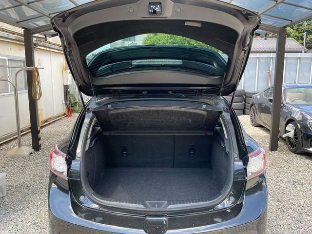 MAZDA AXELA SPORTS 2012