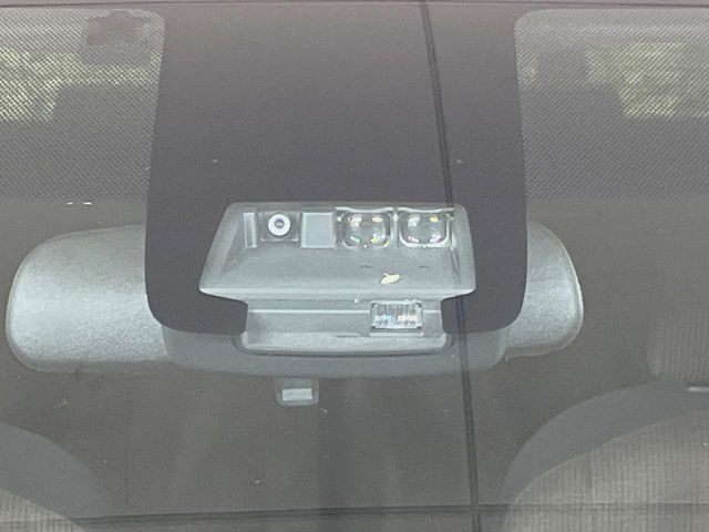 TOYOTA SIENTA HYBRID 2015