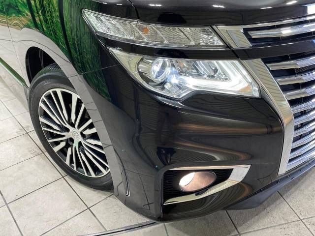 NISSAN ELGRAND 2017