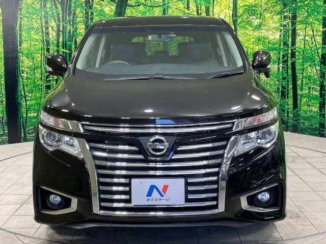 NISSAN ELGRAND 2017