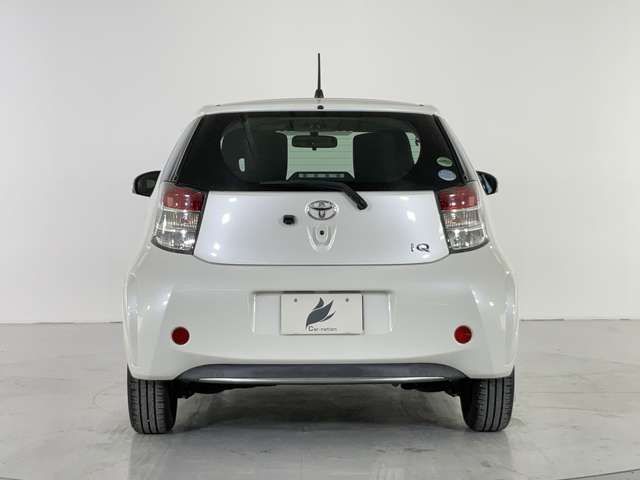 TOYOTA iQ 2013