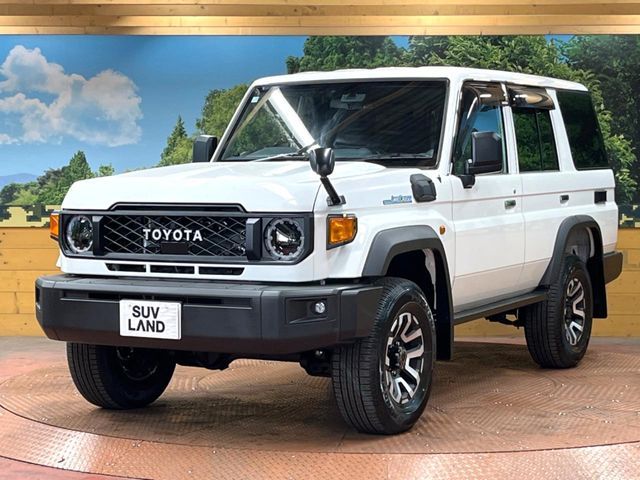TOYOTA LANDCRUISER 70 2025
