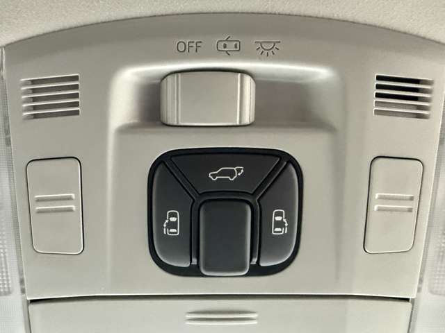 TOYOTA VELLFIRE 4WD 2010