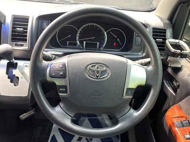 TOYOTA HIACE wagon 2019