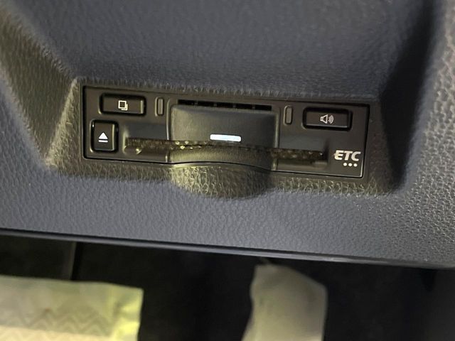 TOYOTA YARIS CROSS 2025