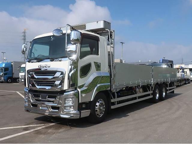 ISUZU GIGA 2016