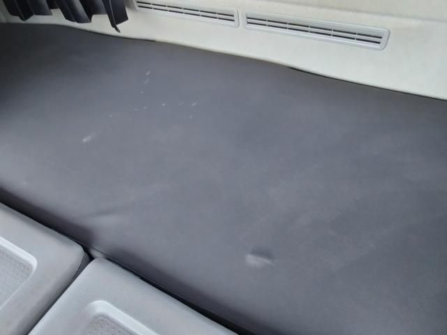 NISSAN DIESEL Quon 2019