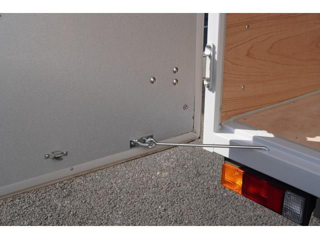 MITSUBISHI CANTER 2023