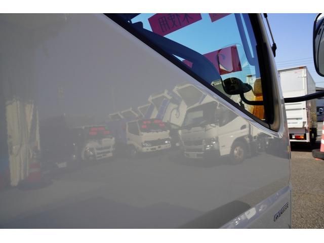 MITSUBISHI CANTER 2023