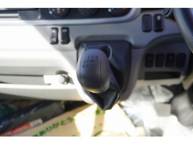 MITSUBISHI CANTER 2023