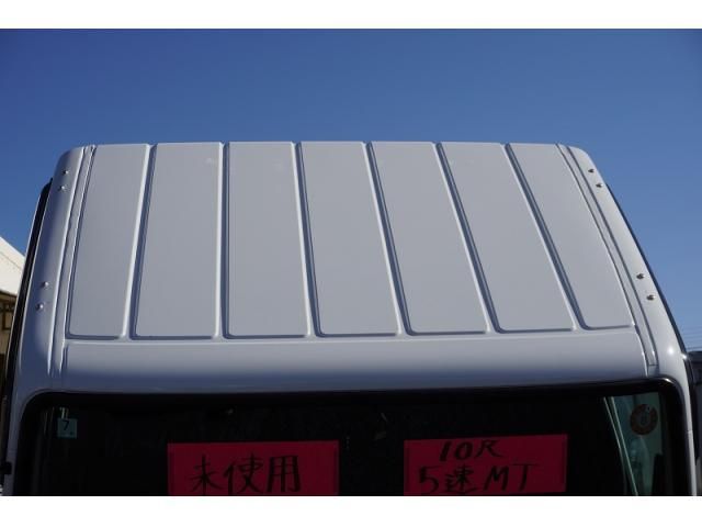 MITSUBISHI CANTER 2025