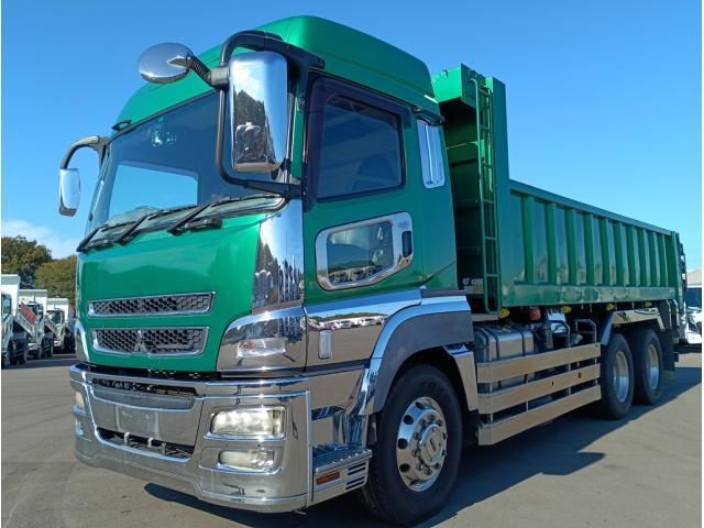 MITSUBISHI FUSOU SUPER GREAT 2014