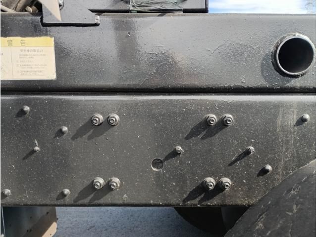 MITSUBISHI FUSOU SUPER GREAT 2014