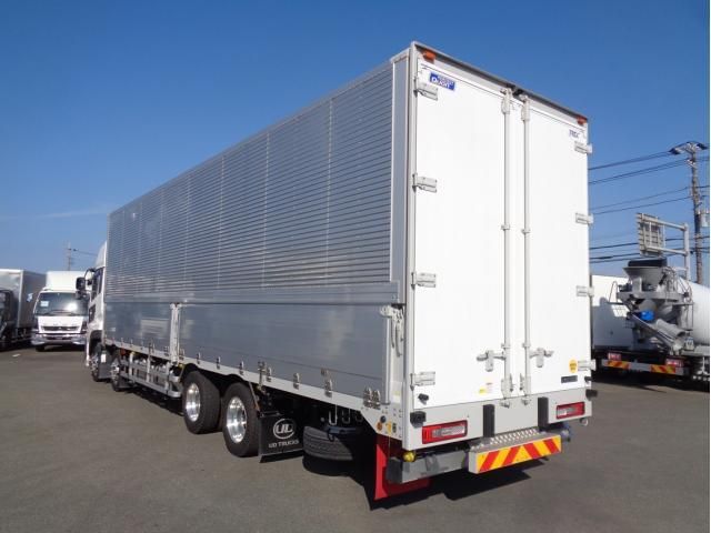 NISSAN DIESEL Quon 2024