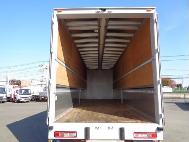 NISSAN DIESEL Quon 2024