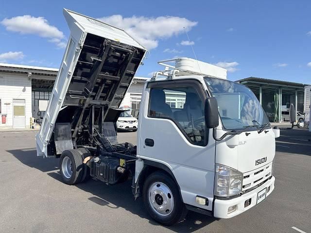 ISUZU ELF 2013