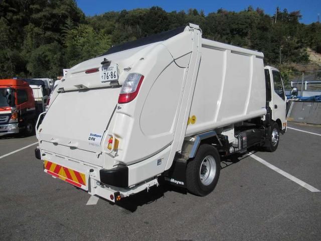 HINO DUTRO 2024