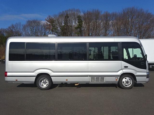 TOYOTA COASTER 2018