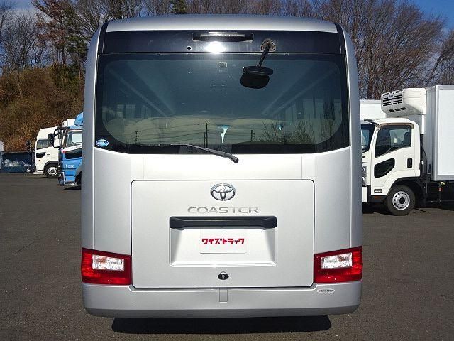 TOYOTA COASTER 2018