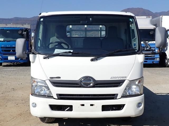 HINO DUTRO 2013