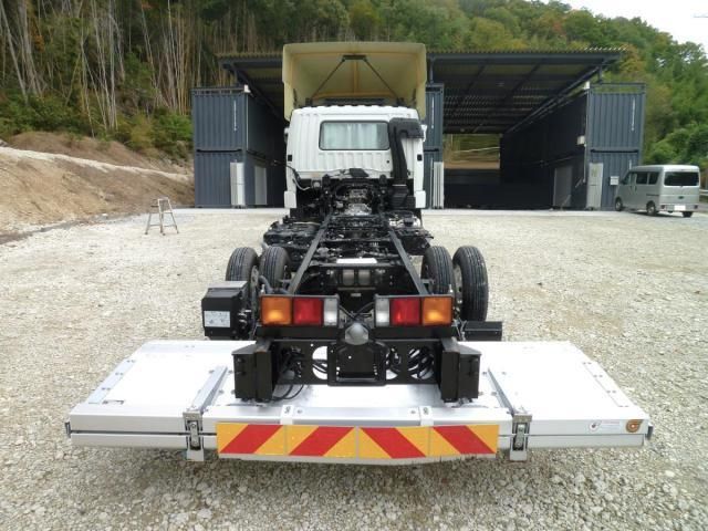 MITSUBISHI FUSOU FIGHTER 2023