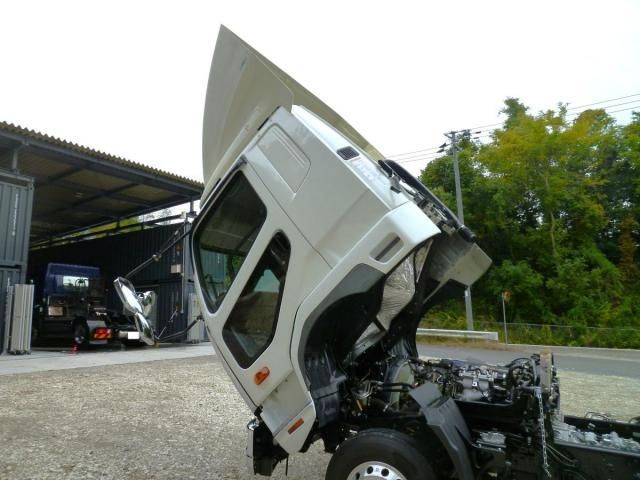 MITSUBISHI FUSOU FIGHTER 2023