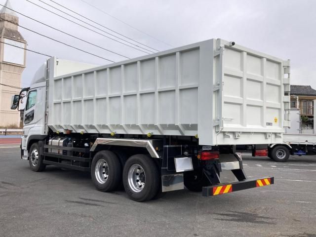 MITSUBISHI FUSOU SUPER GREAT 2025