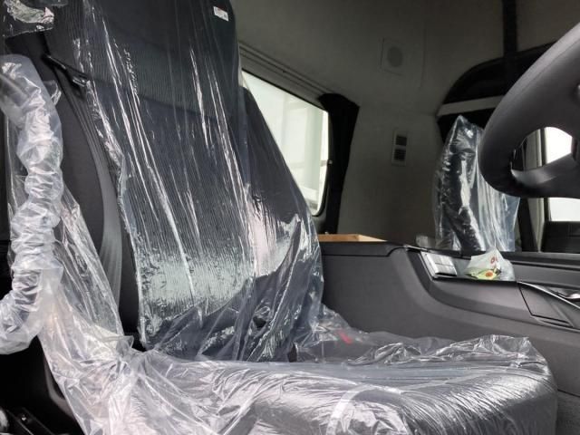 MITSUBISHI FUSOU SUPER GREAT 2025