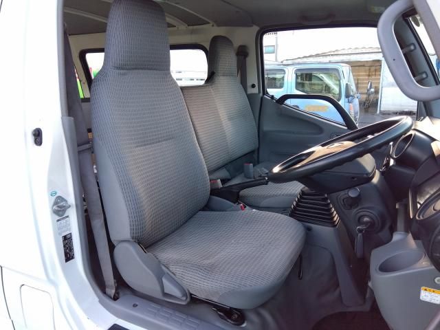 HINO DUTRO Route Van 2018