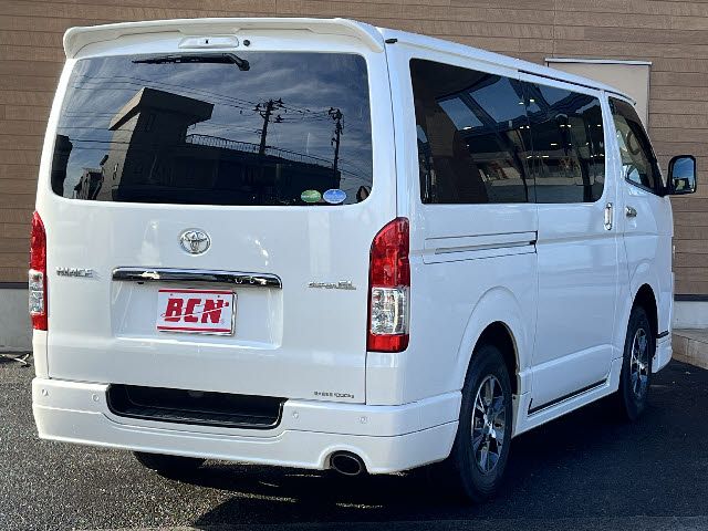 TOYOTA HIACE van 4WD 2021