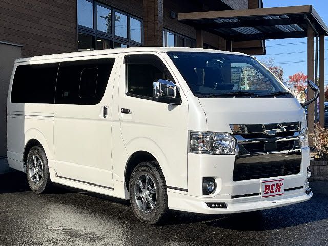 TOYOTA HIACE van 4WD 2021