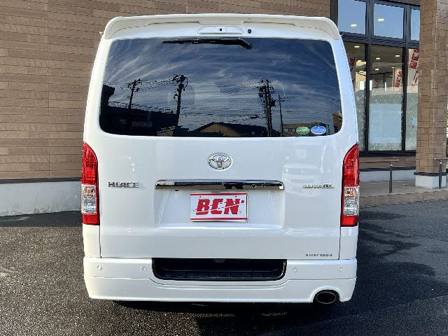 TOYOTA HIACE van 4WD 2021