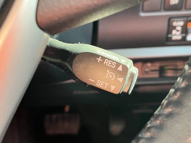 TOYOTA ESQUIRE HYBRID 2015