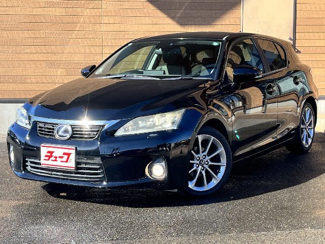 TOYOTA LEXUS CT200h 2012