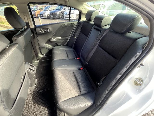 HONDA GRACE HYBRID 2015