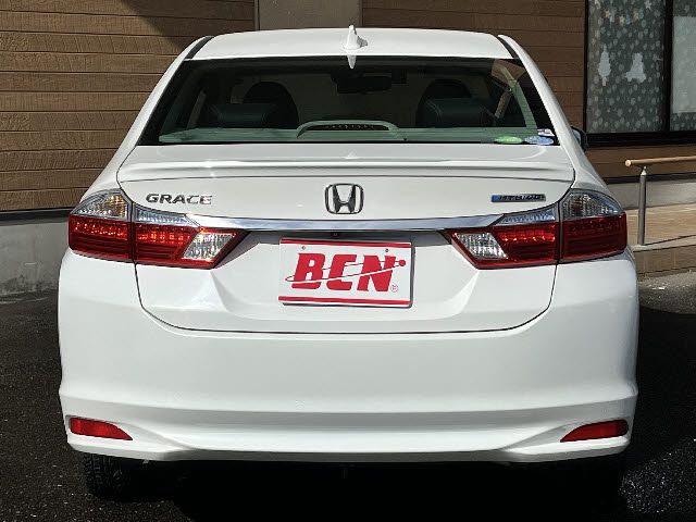 HONDA GRACE HYBRID 2015