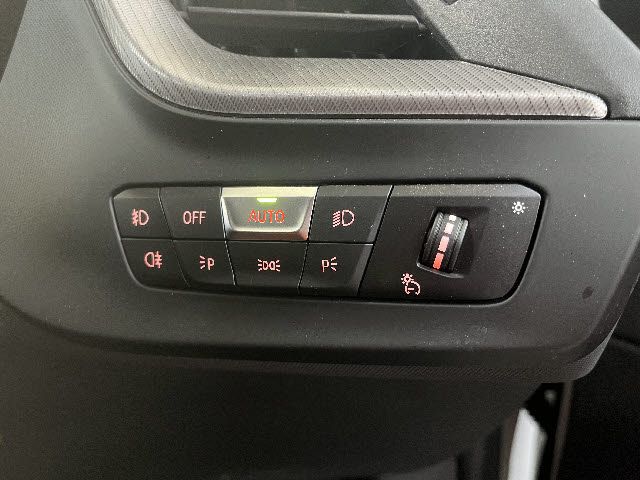 BMW BMW 1series 2023