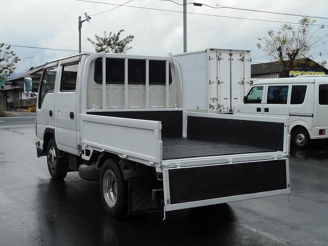 ISUZU ELF 2011