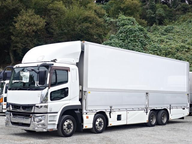 MITSUBISHI FUSOU SUPER GREAT 2017
