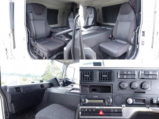 MITSUBISHI FUSOU SUPER GREAT 2017